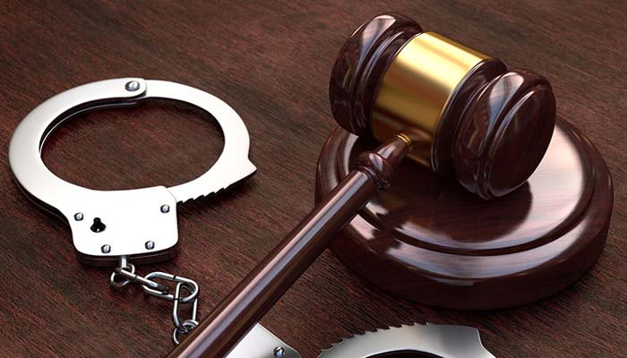 5 Reasons to Hire a Criminal Defense Attorney