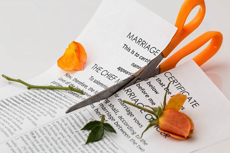 Separate vs Community Property: How Are Assets Divided During Divorce?